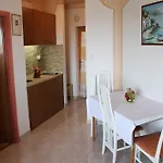 In With Sea View, Balcony, Air Conditioning, Wi-fi * Kali
