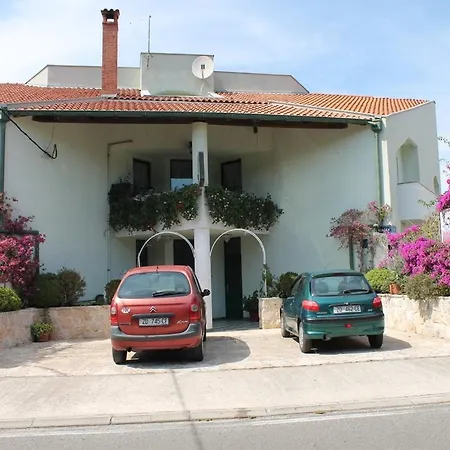 In With Sea View, Balcony, Air Conditioning, Wi-fi Apartment *