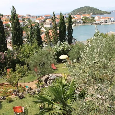 In With Sea View, Balcony, Air Conditioning, Wi-fi Apartment *