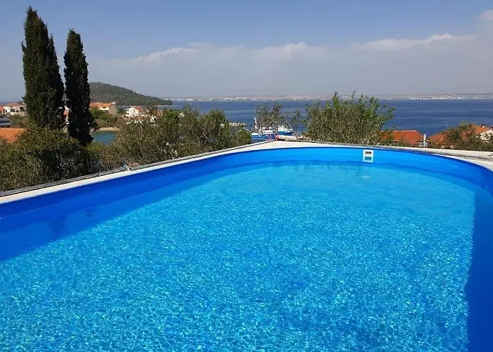 Lejlighed In With Sea View, Balcony, Air Conditioning, Wi-fi Kali