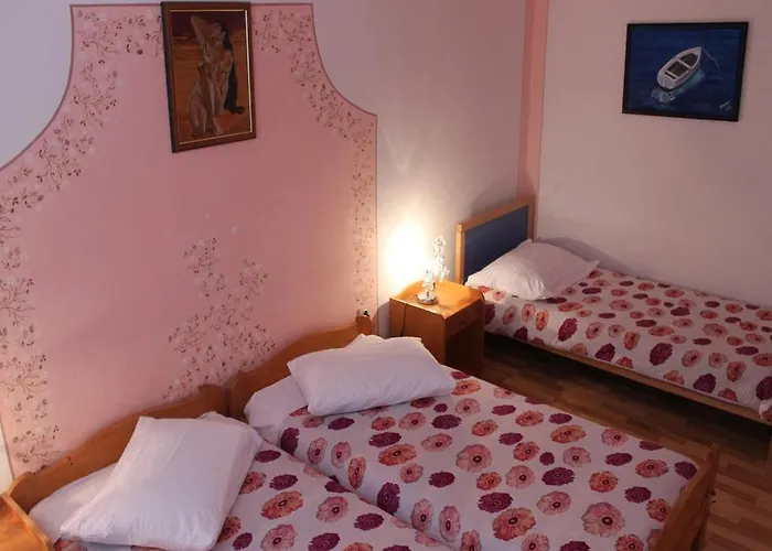 In With Sea View, Balcony, Air Conditioning, Wi-fi *